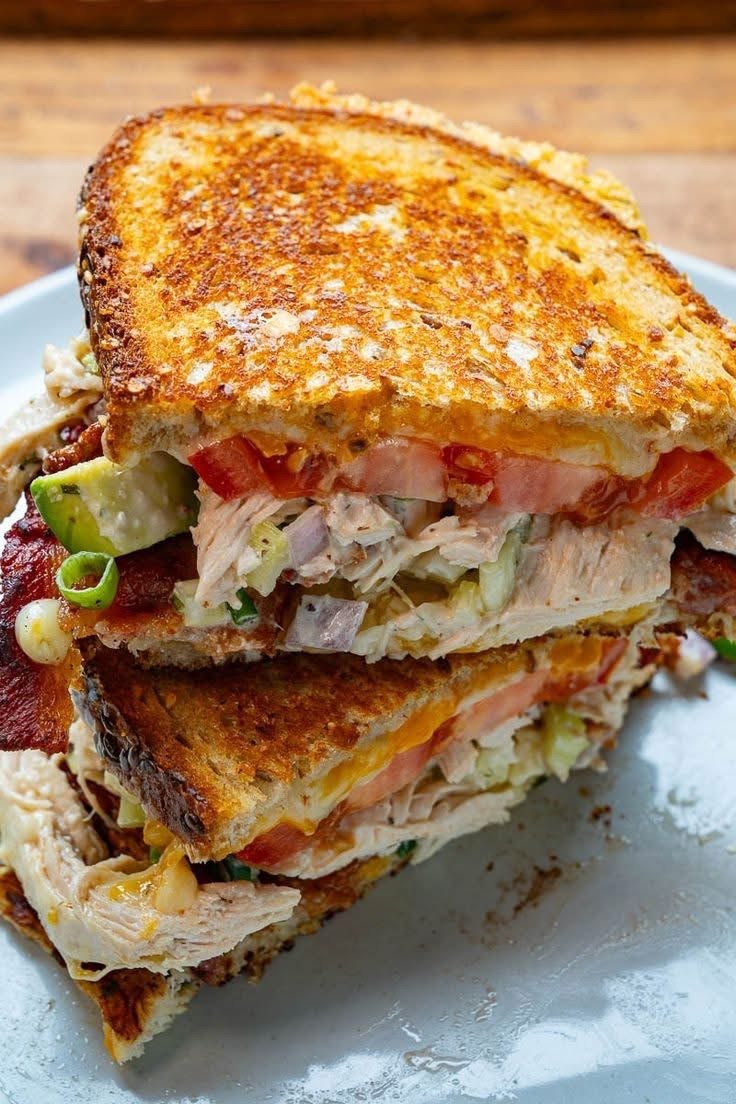 Best Creamy Chicken BLT Sandwich with Avocado